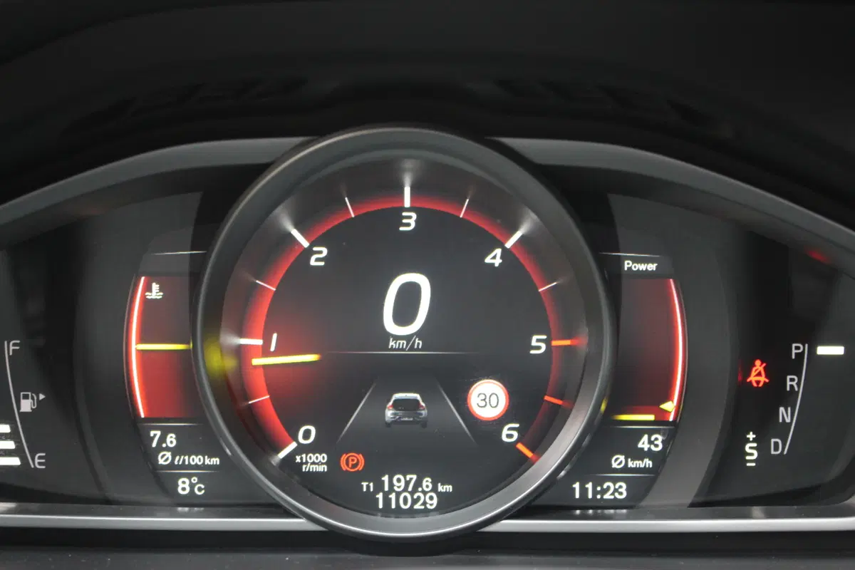 Volvo V40 | Test drive #AMboxing (29)