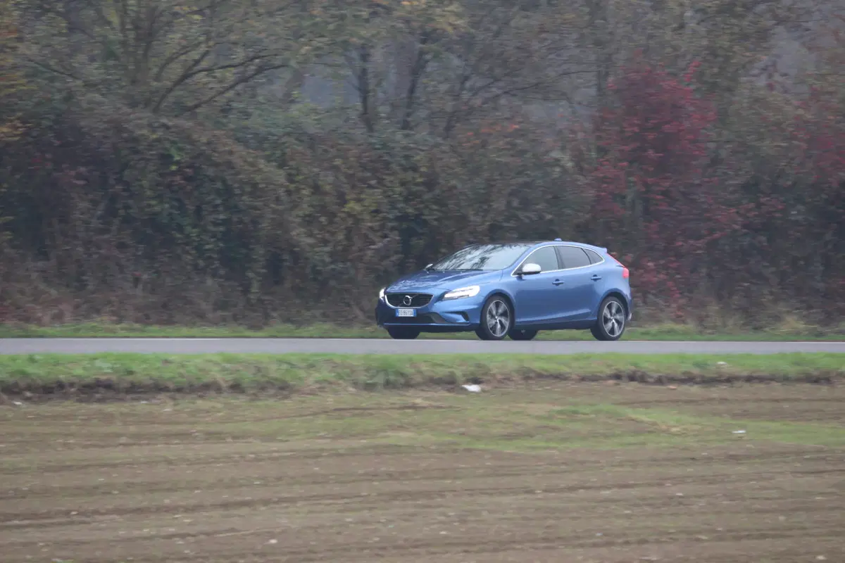 Volvo V40 | Test drive #AMboxing (3)