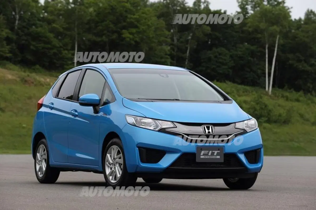 Nuova Honda Fit (Jazz) Hybrid: debutta il nuovo sistema ibrido con cambio a doppia frizione