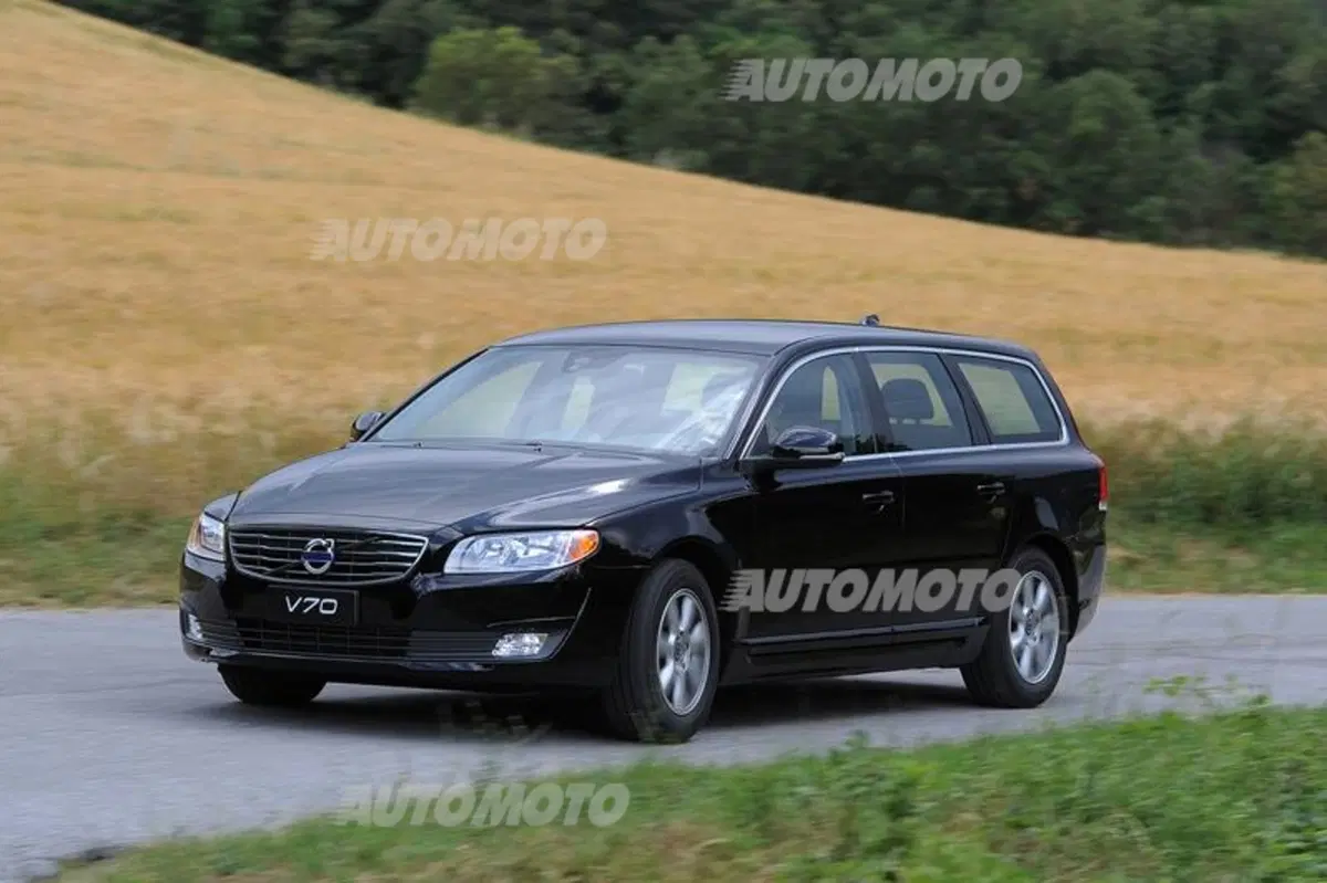 Volvo V70 D2 Polar (7)