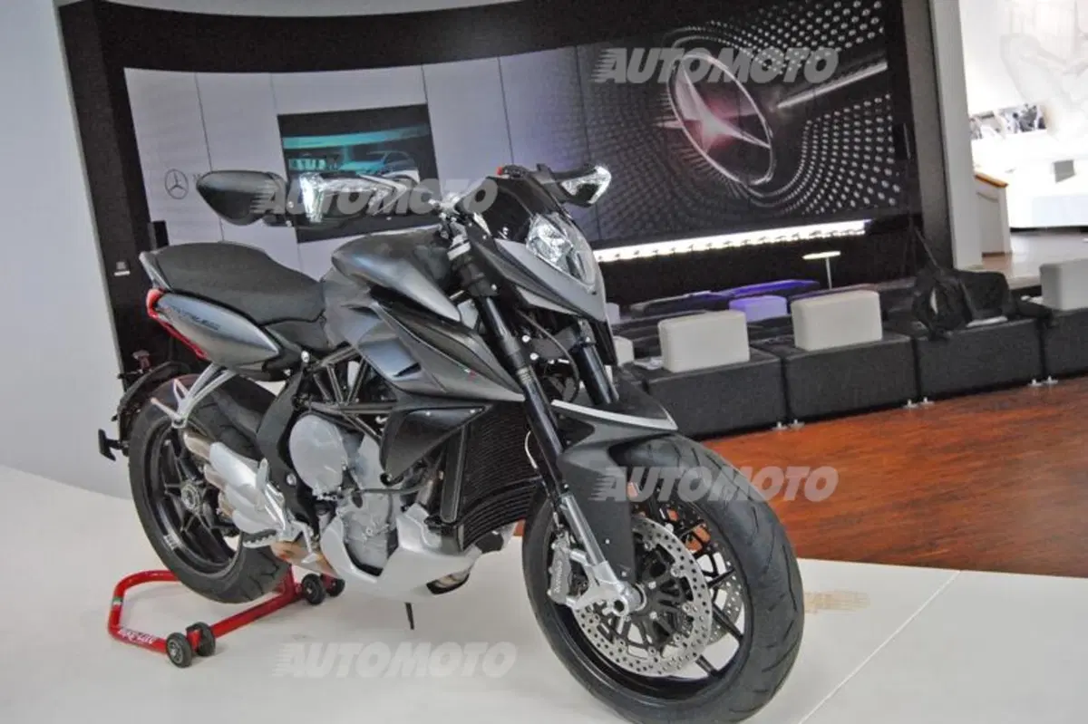 Lanzoni (Mercedes-Benz Italia): «Tra AMG e MV Agusta un matrimonio perfetto» (2)