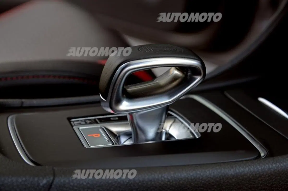 Mercedes-Benz A 45 AMG (24)