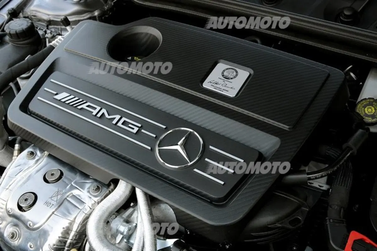 Mercedes-Benz A 45 AMG (29)