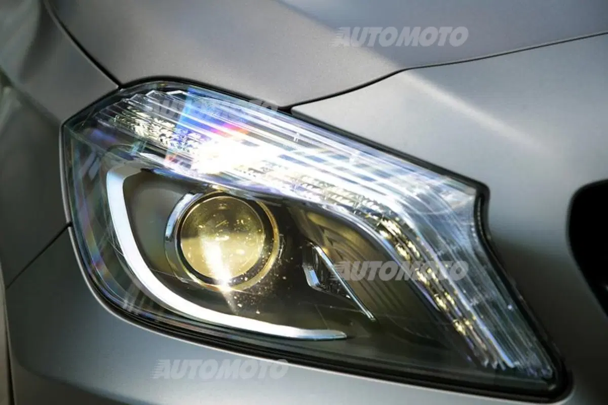 Mercedes-Benz A 45 AMG (36)