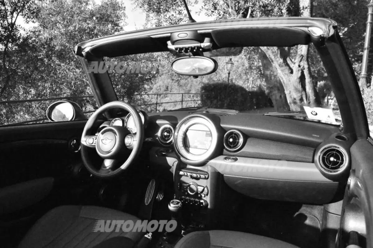 Mini Cooper S Cabrio (24)