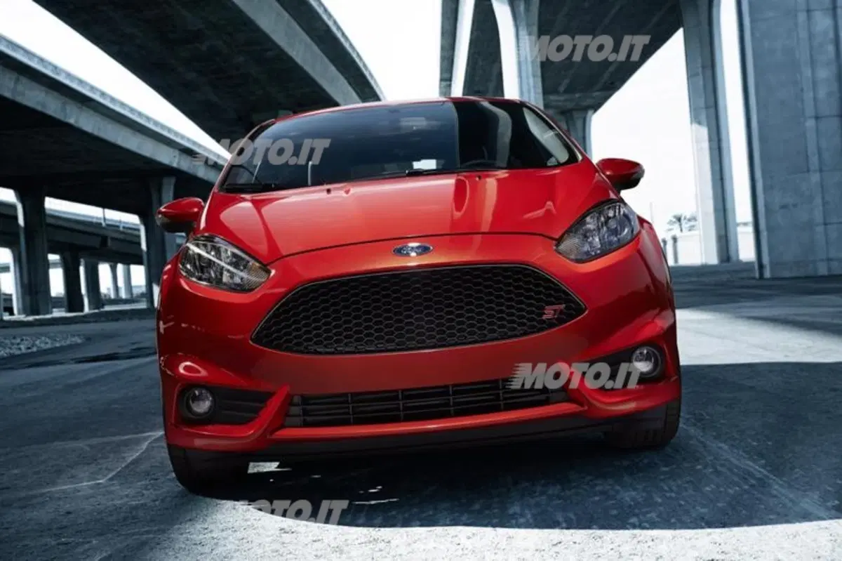 Ford Fiesta ST: aumentata la produzione per la forte domanda (3)