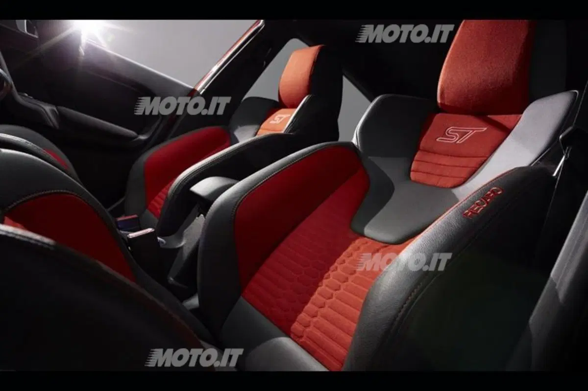 Ford Fiesta ST: aumentata la produzione per la forte domanda (9)