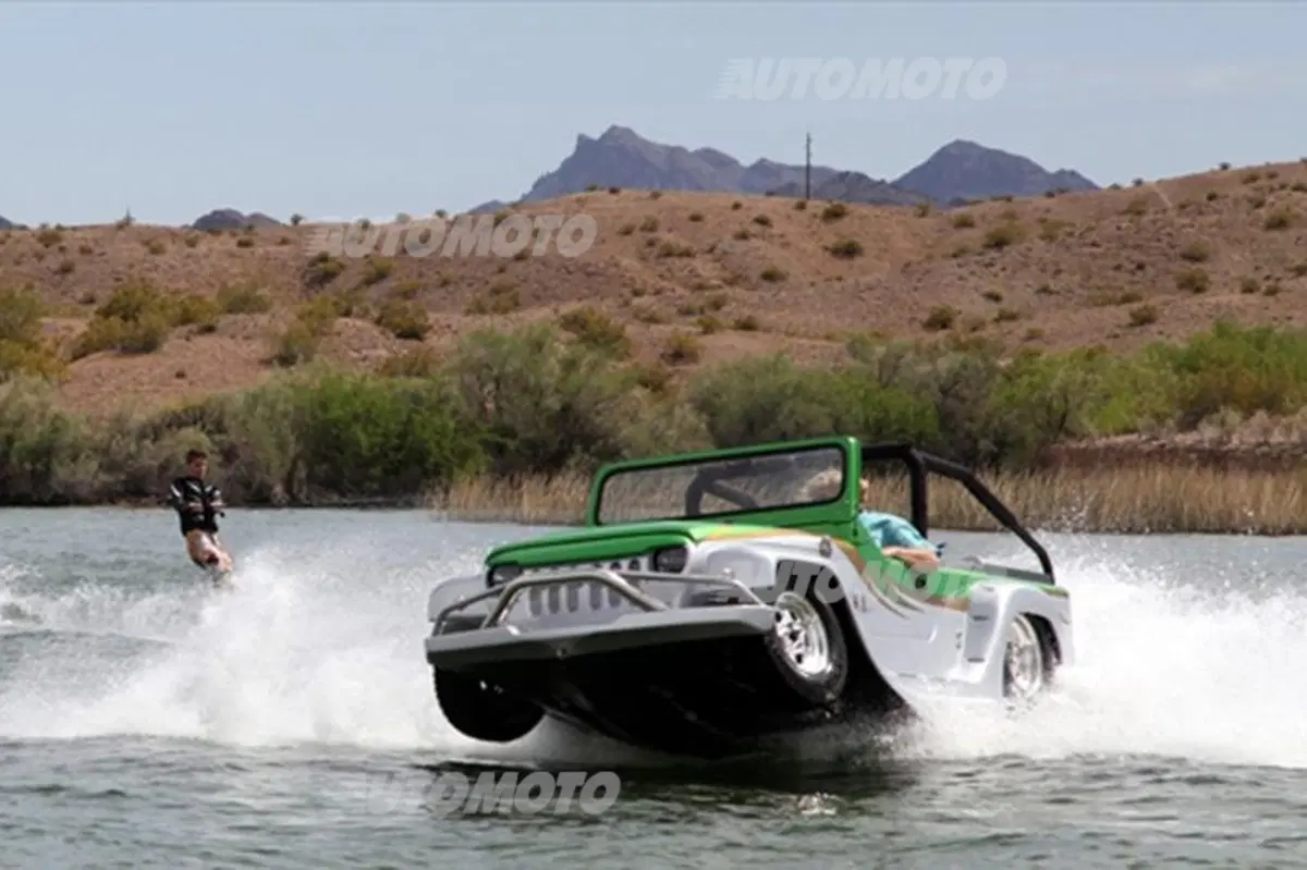 WaterCar Panther: l'auto anfibia più veloce del mondo
