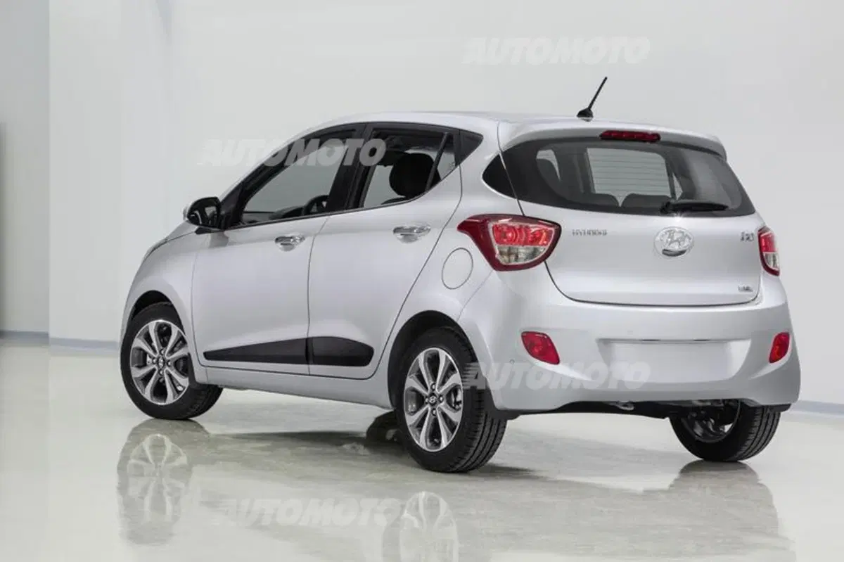 Nuova Hyundai i10: abbiamo guidato la nuova serie, vi diciamo come va! (3)