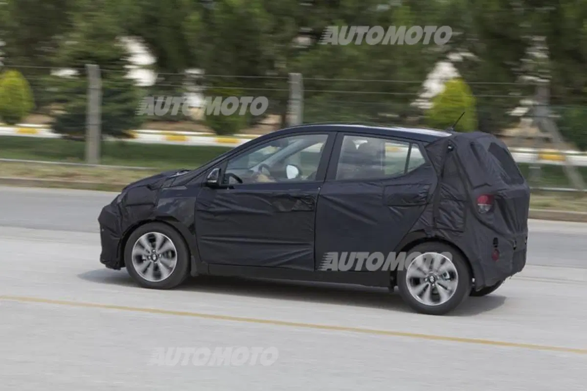 Nuova Hyundai i10: abbiamo guidato la nuova serie, vi diciamo come va! (5)