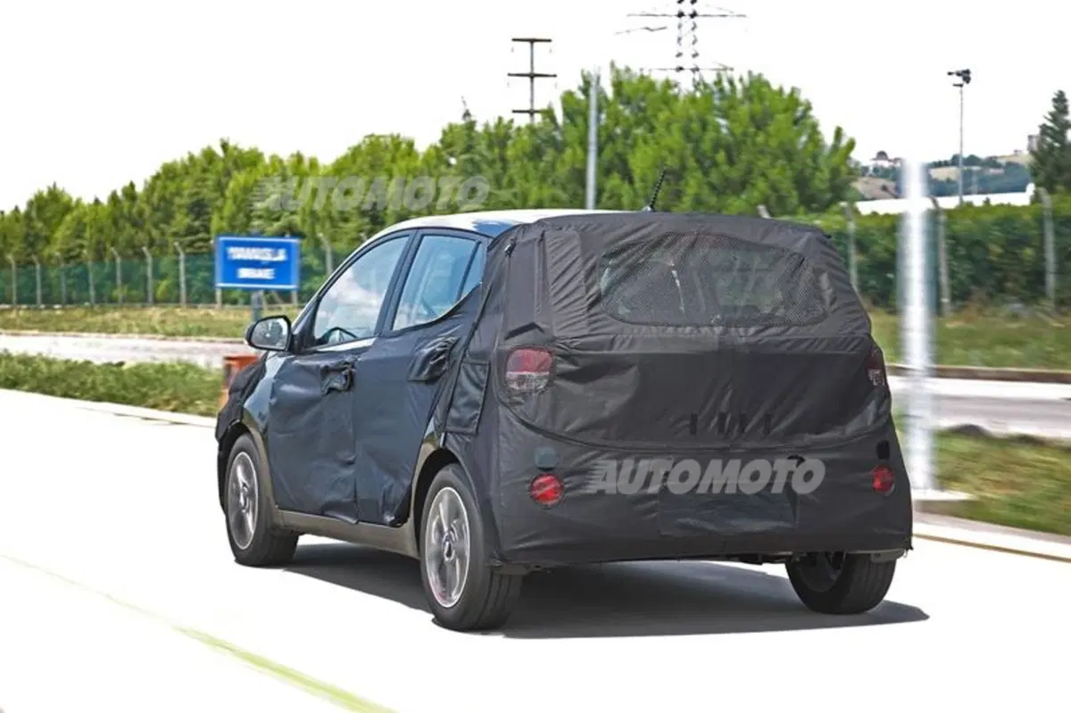 Nuova Hyundai i10: abbiamo guidato la nuova serie, vi diciamo come va! (6)