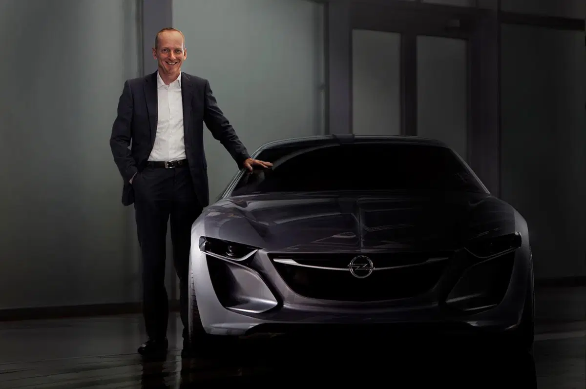Opel Monza: nuova immagine della concept per Francoforte (2)