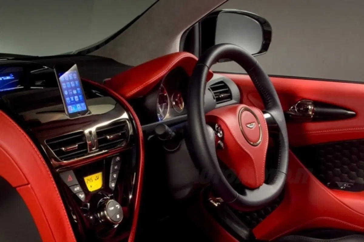 Aston Martin Cygnet: la Casa di Gaydon ne interrompe la produzione (8)