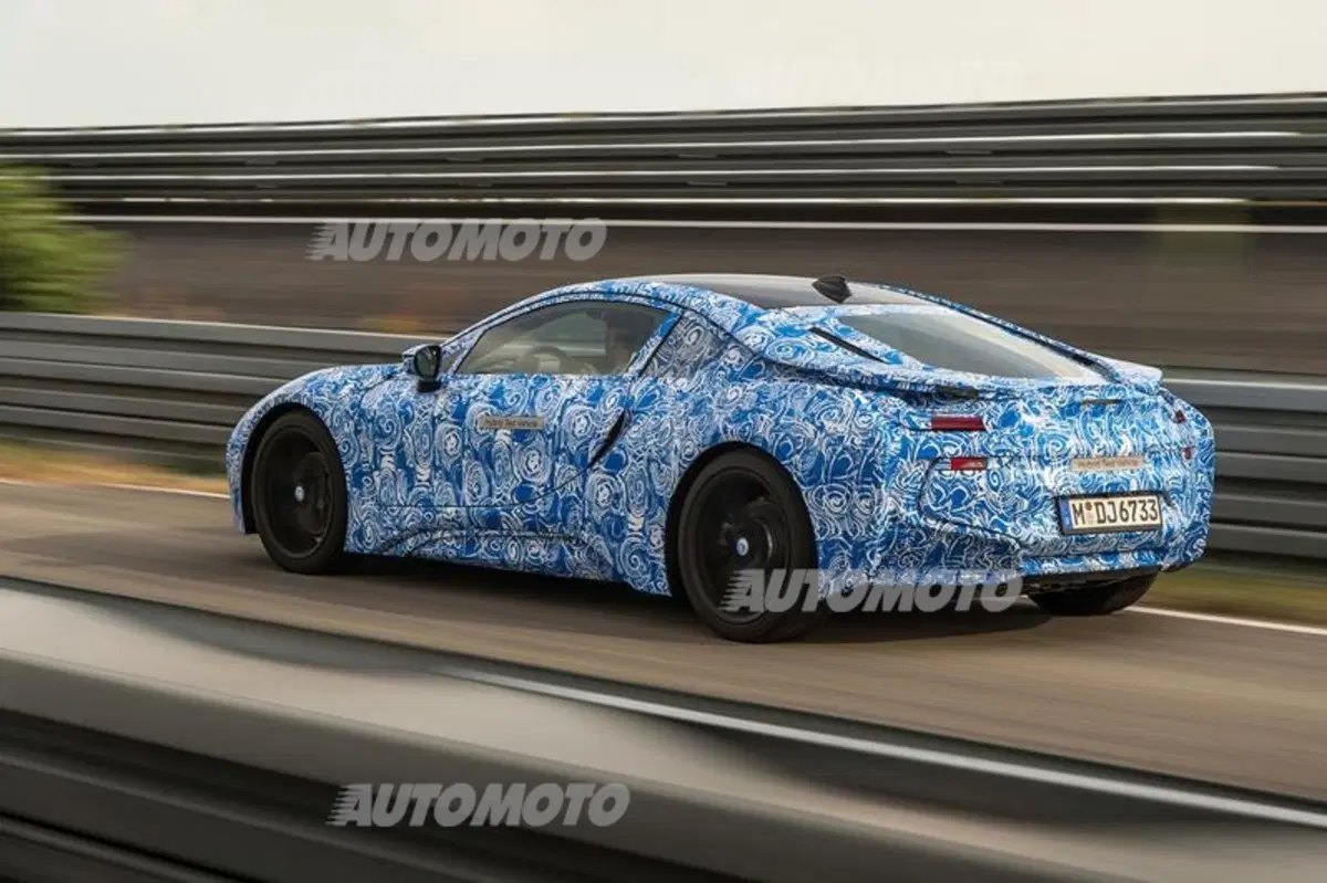 BMW i8: i dati ufficiali (3)