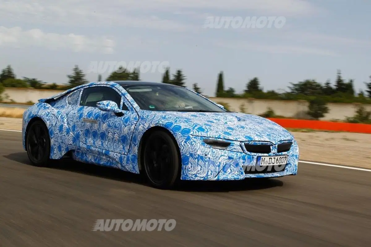 BMW i8: i dati ufficiali (6)