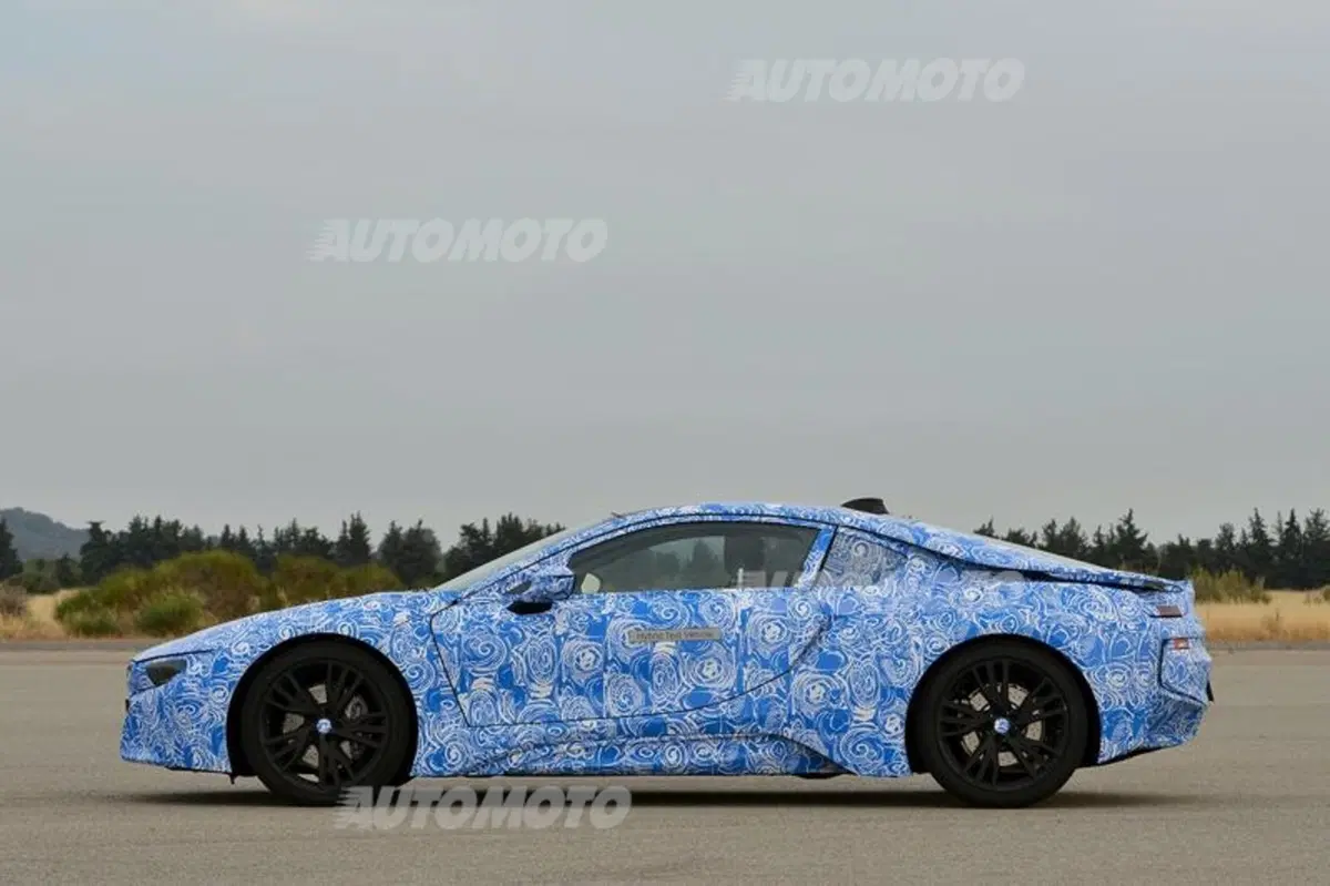 BMW i8: i dati ufficiali (13)