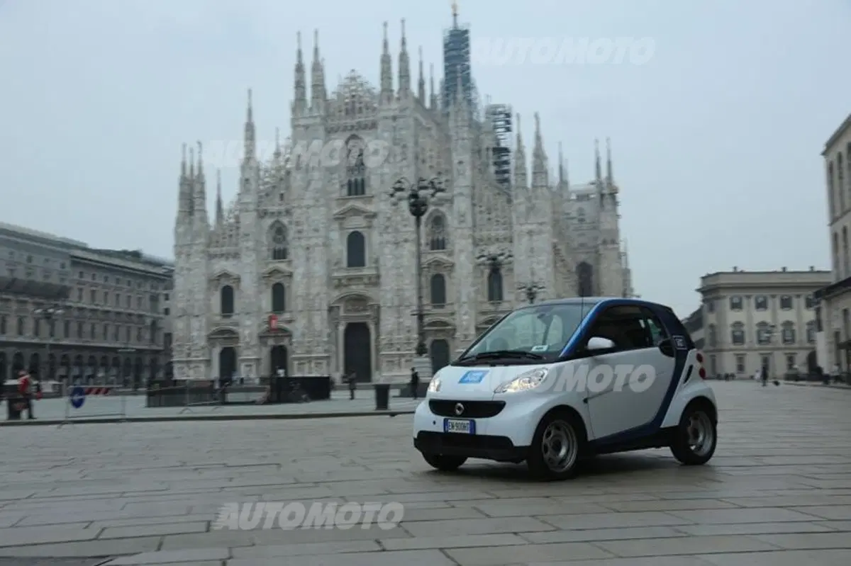 car2go: il car sharing di smart sbarca a Milano
