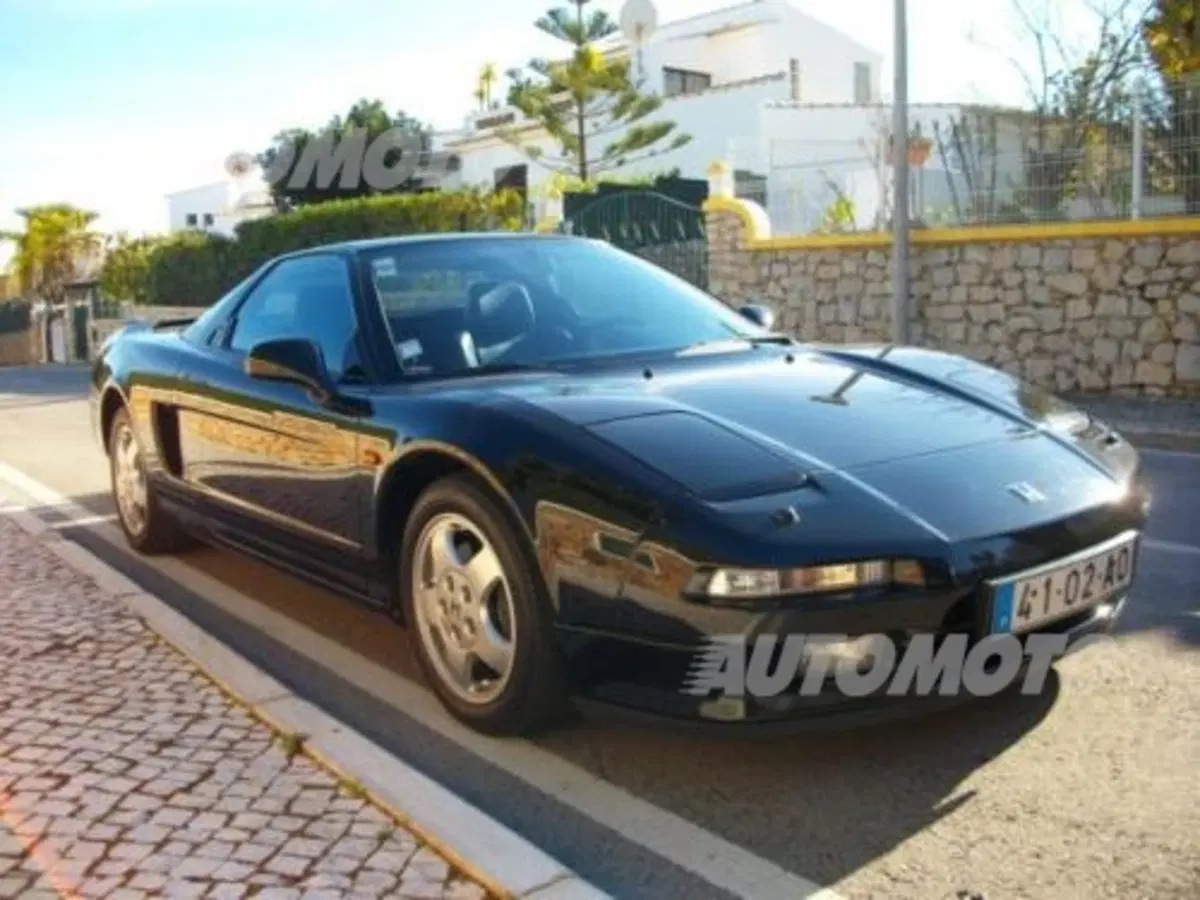 Honda NSX: in vendita uno degli esemplari appartenuti a Senna