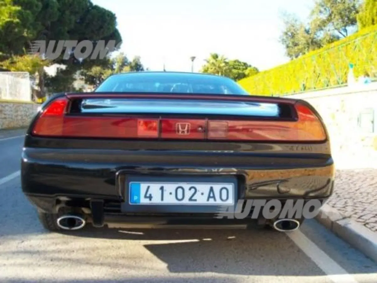 Honda NSX: in vendita uno degli esemplari appartenuti a Senna (5)