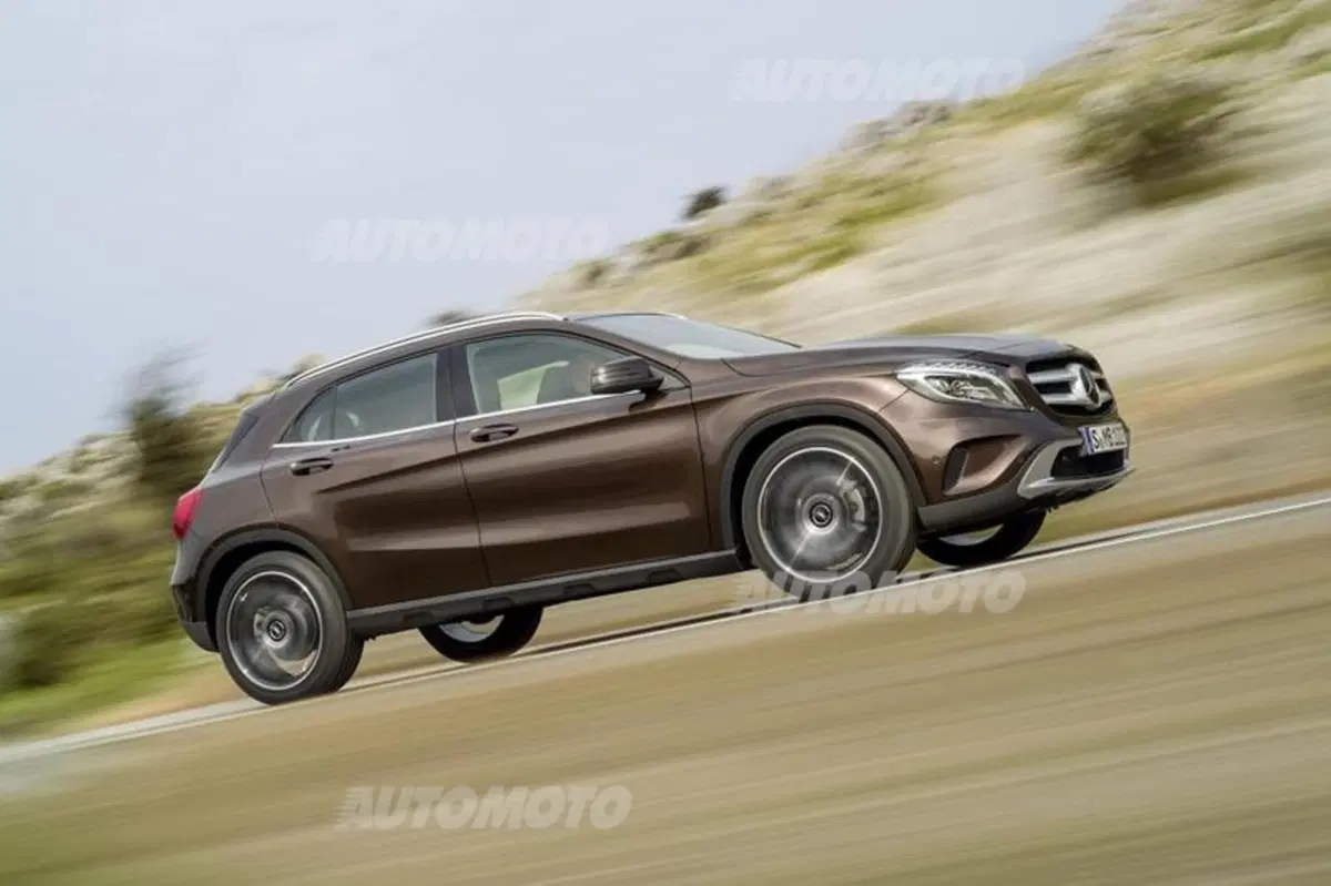 Mercedes GLA: foto e informazioni ufficiali (3)