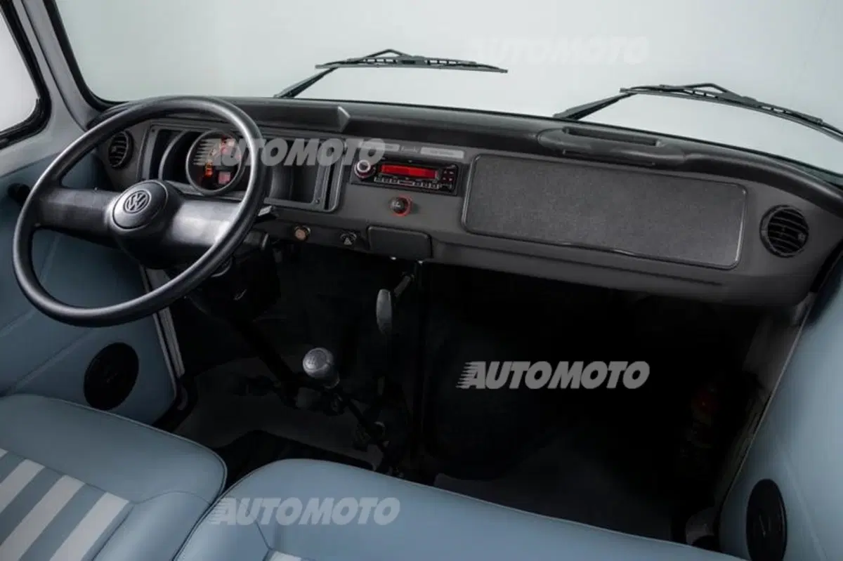 Volkswagen Kombi Last Edition (4)