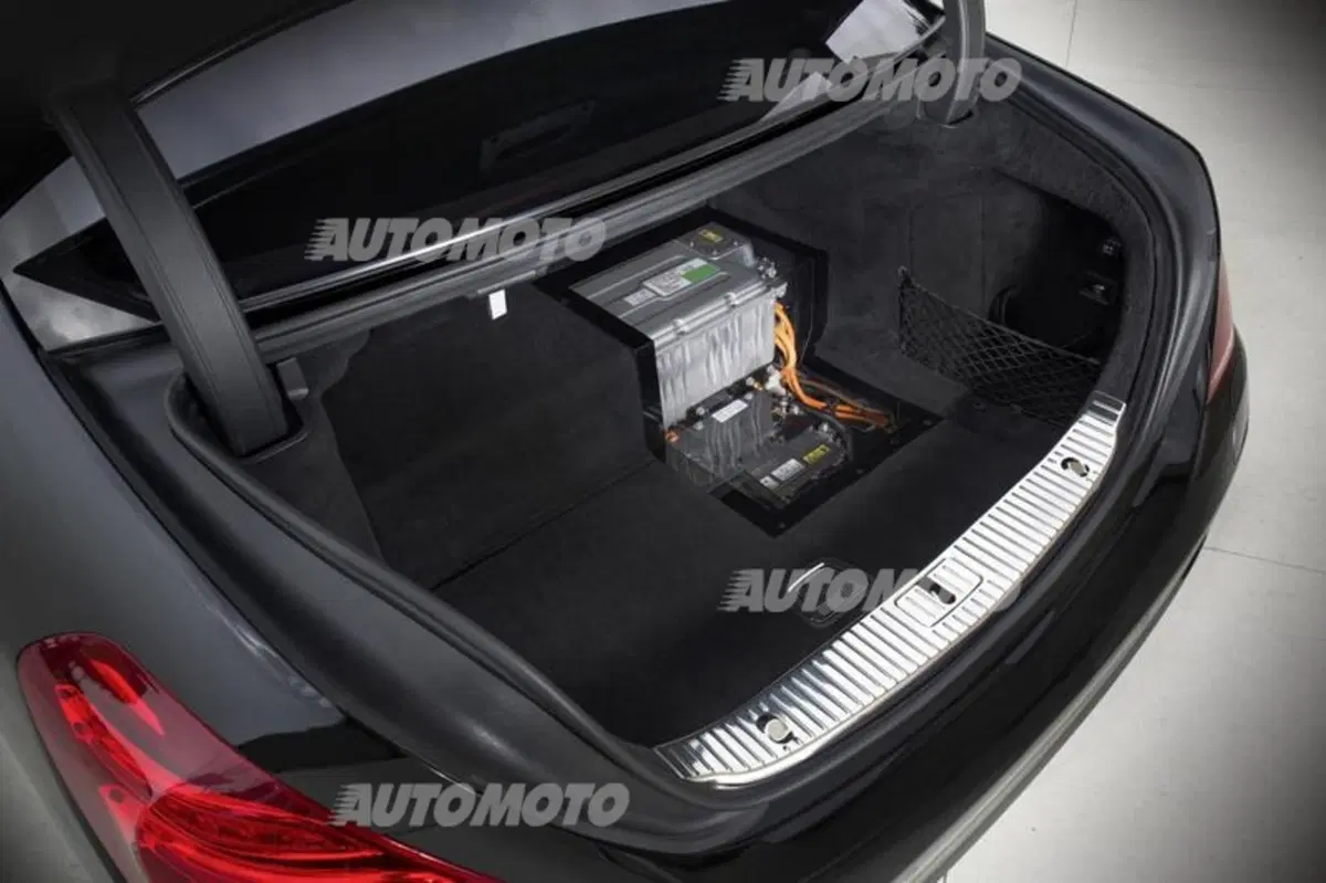 Mercedes-Benz Classe S 500 Plug-In Hybrid (6)