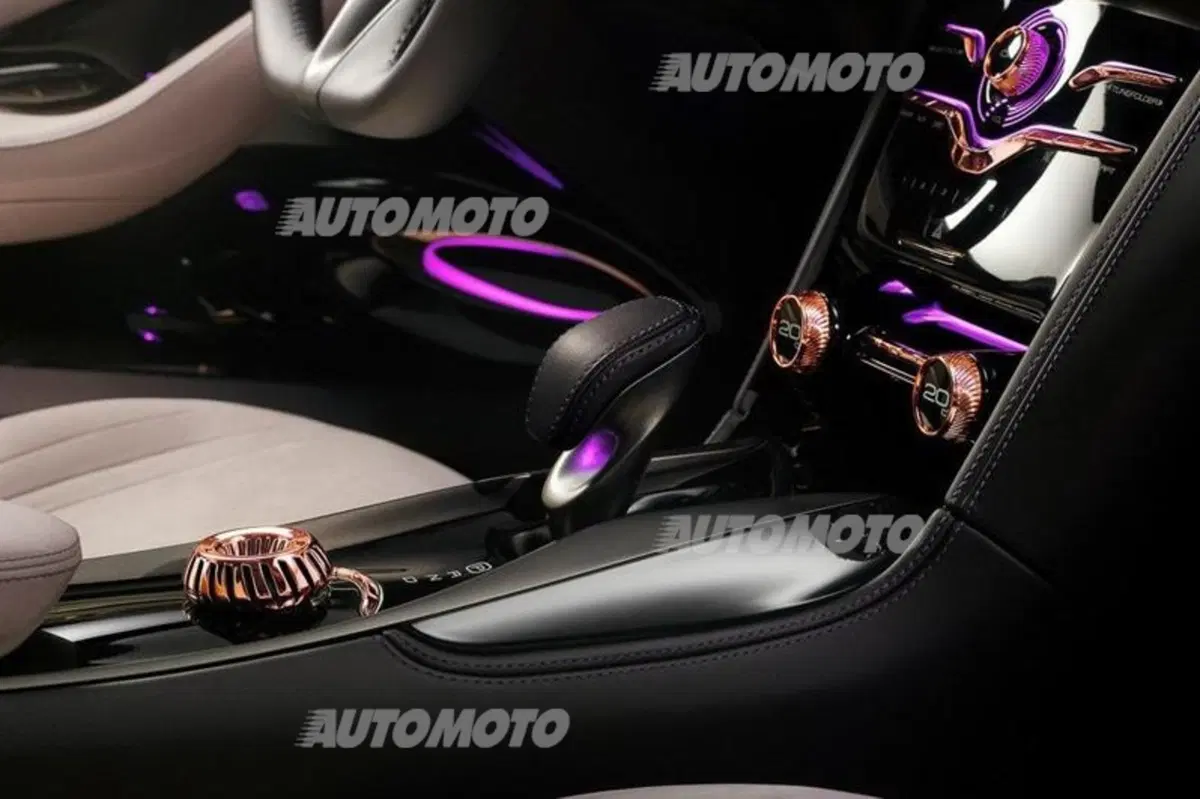 Infiniti Q30 Concept: tutte le immagini ufficiali (31)
