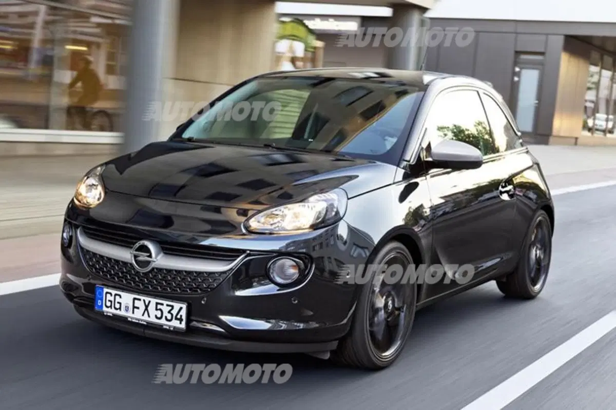 Opel Adam Black Link e White Link