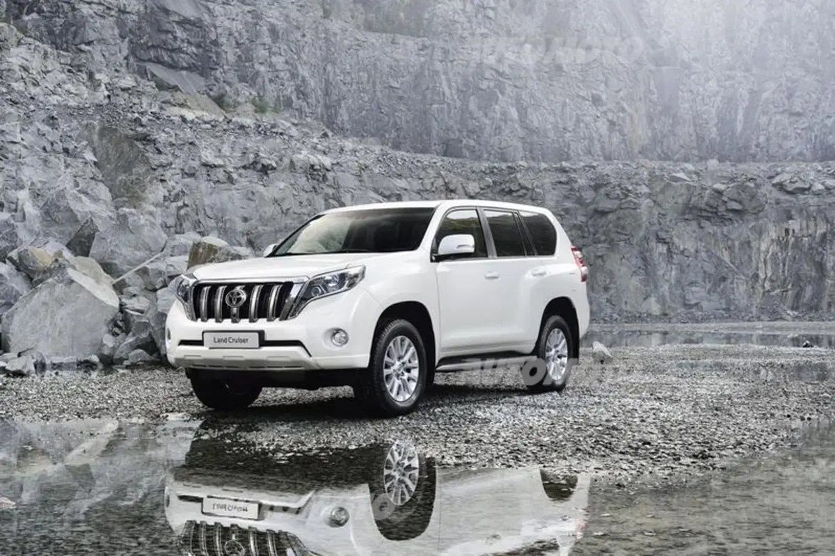 Toyota Land Cruiser restyling (2)