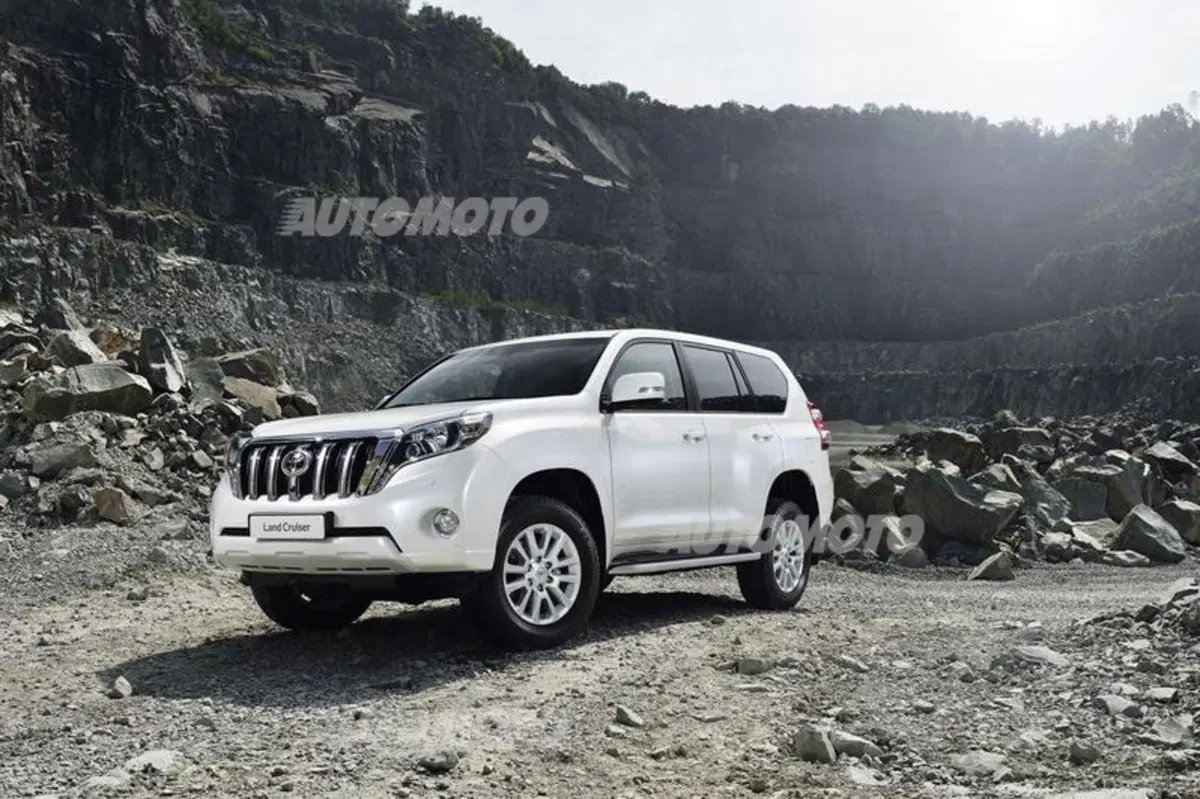 Toyota Land Cruiser restyling (5)