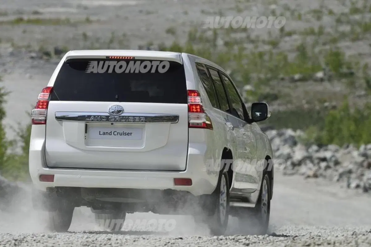 Toyota Land Cruiser restyling (10)