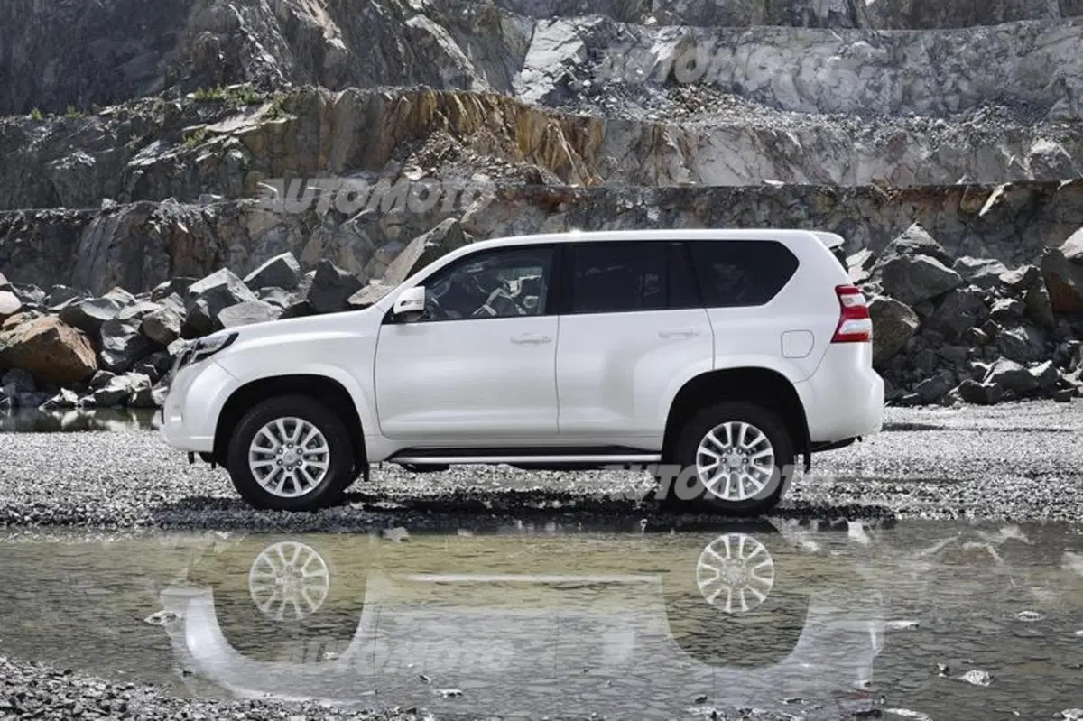 Toyota Land Cruiser restyling (14)