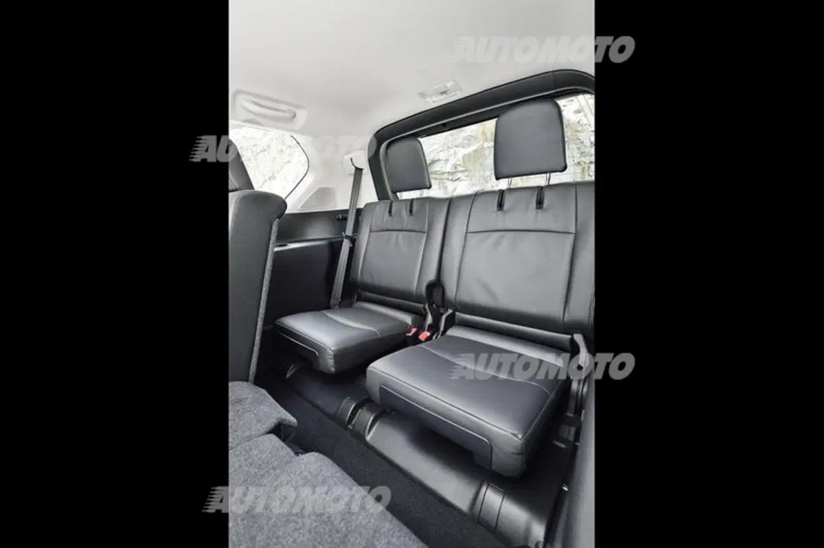 Toyota Land Cruiser restyling (43)