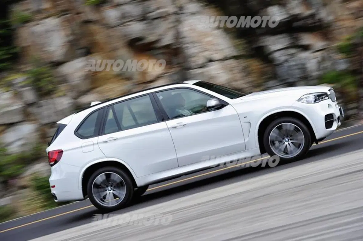 Nuova BMW X5 M50d (2)