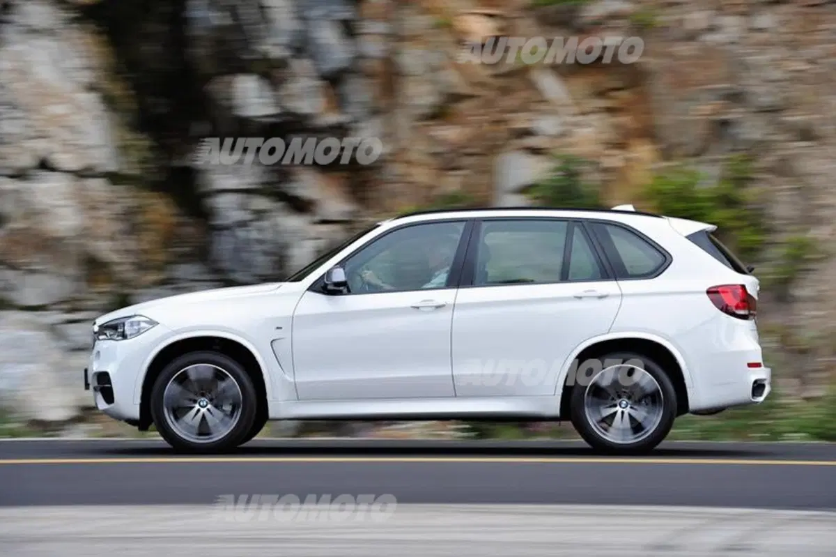 Nuova BMW X5 M50d (3)