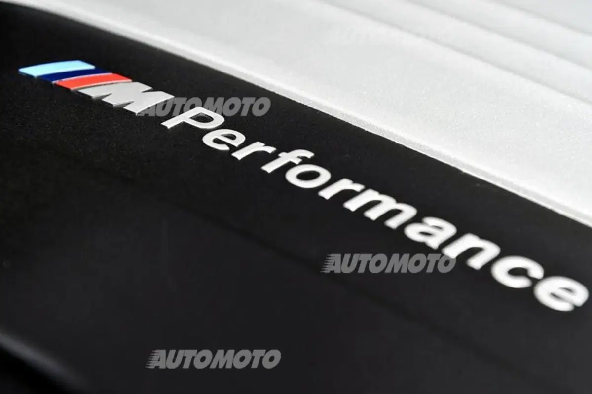 Nuova BMW X5 M50d (17)