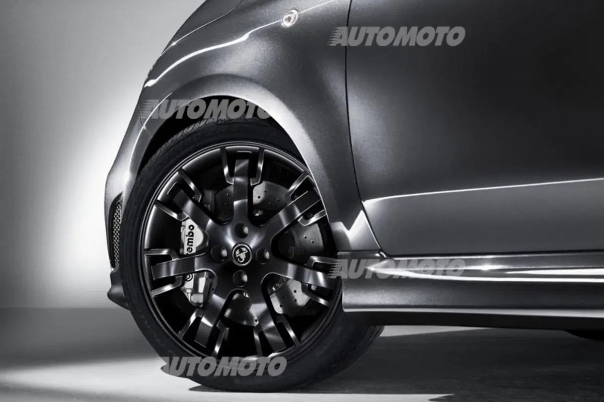 Abarth 695 Edizione Maserati (3)
