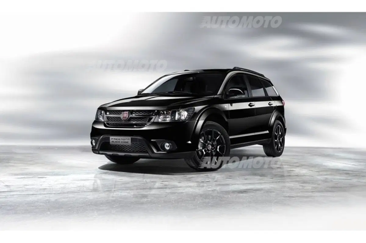 Fiat Freemont Black Code (3)
