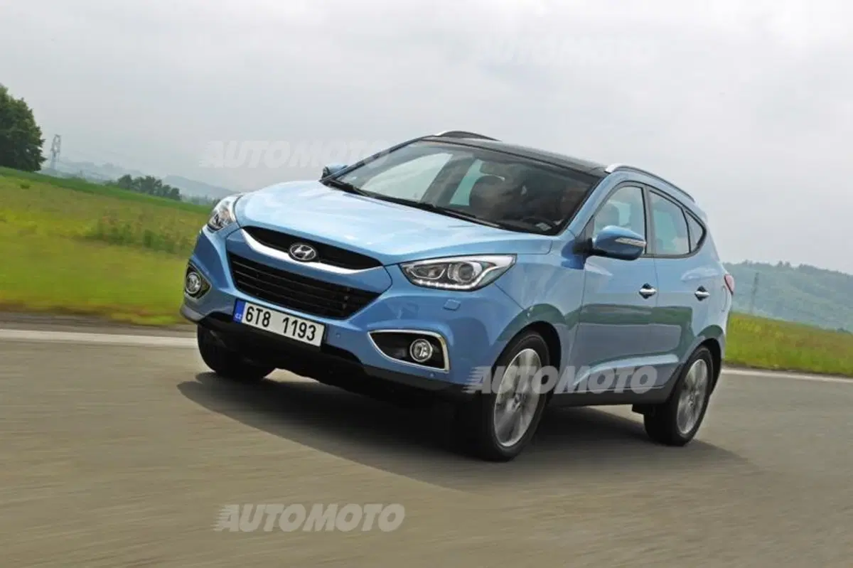 Hyundai ix35 restyling: listino prezzi (5)