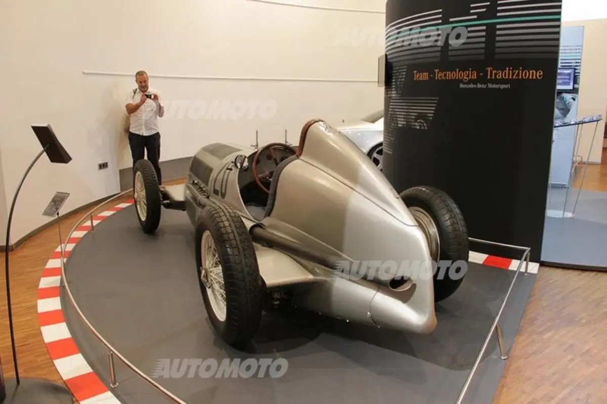 Mercedes: la storia sportiva della Stella nella mostra “Motorsport: team, tecnica e tradizione” (29)