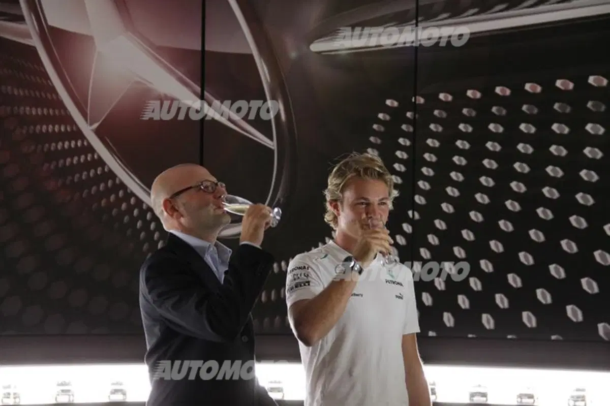 Mercedes: la storia sportiva della Stella nella mostra “Motorsport: team, tecnica e tradizione” (56)
