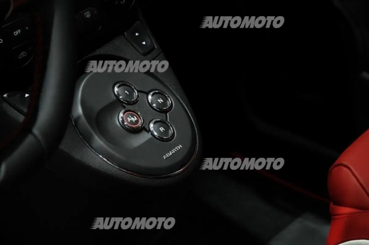Abarth al Salone di Francoforte 2013 (10)