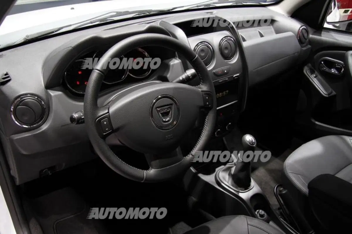 Dacia al Salone di Francoforte 2013 (7)