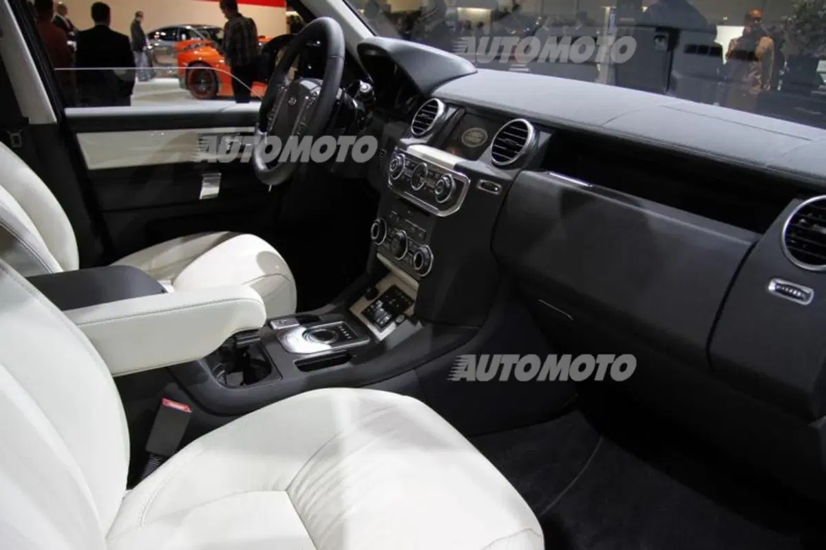 Land Rover al Salone di Francoforte 2013 (20)