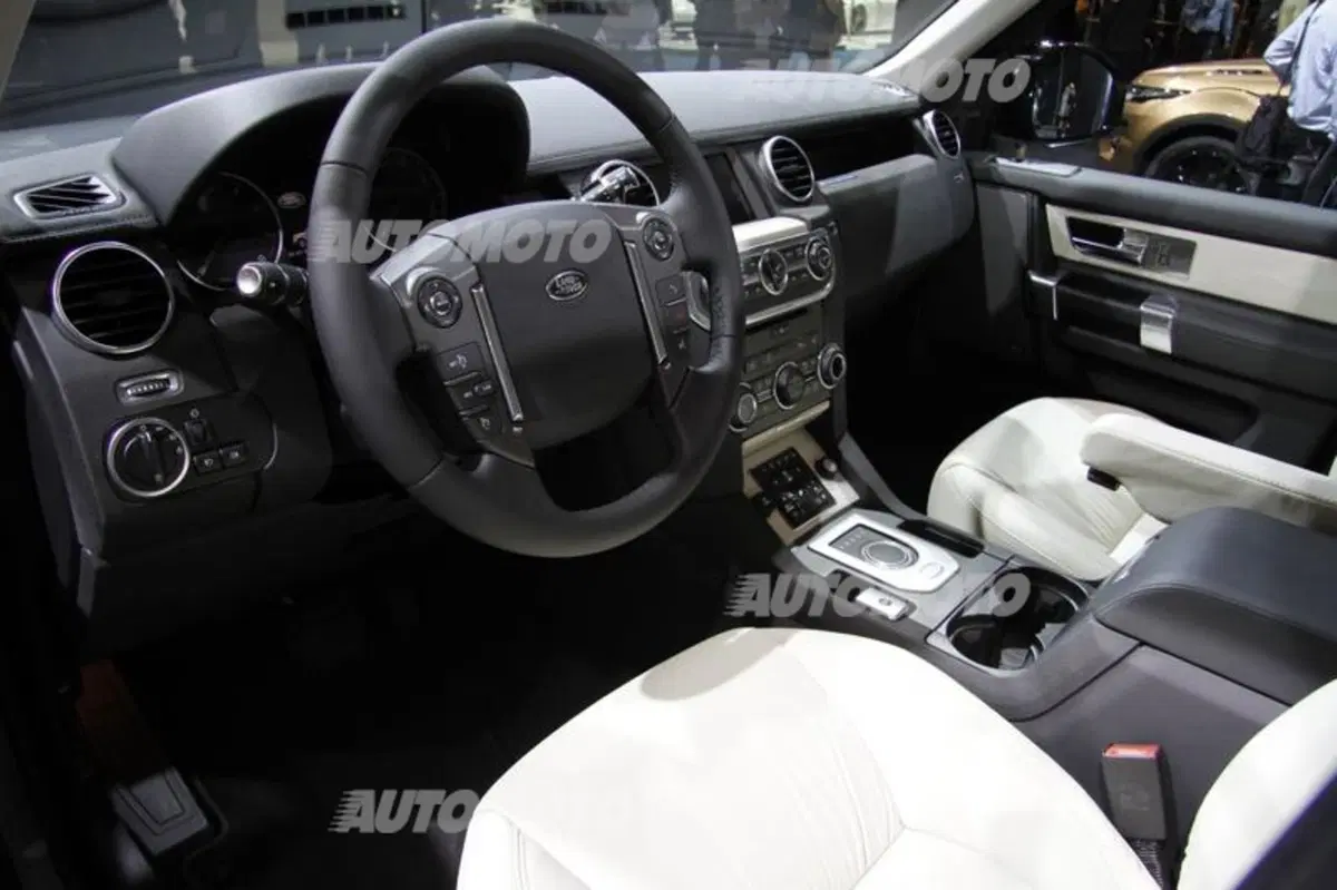 Land Rover al Salone di Francoforte 2013 (21)