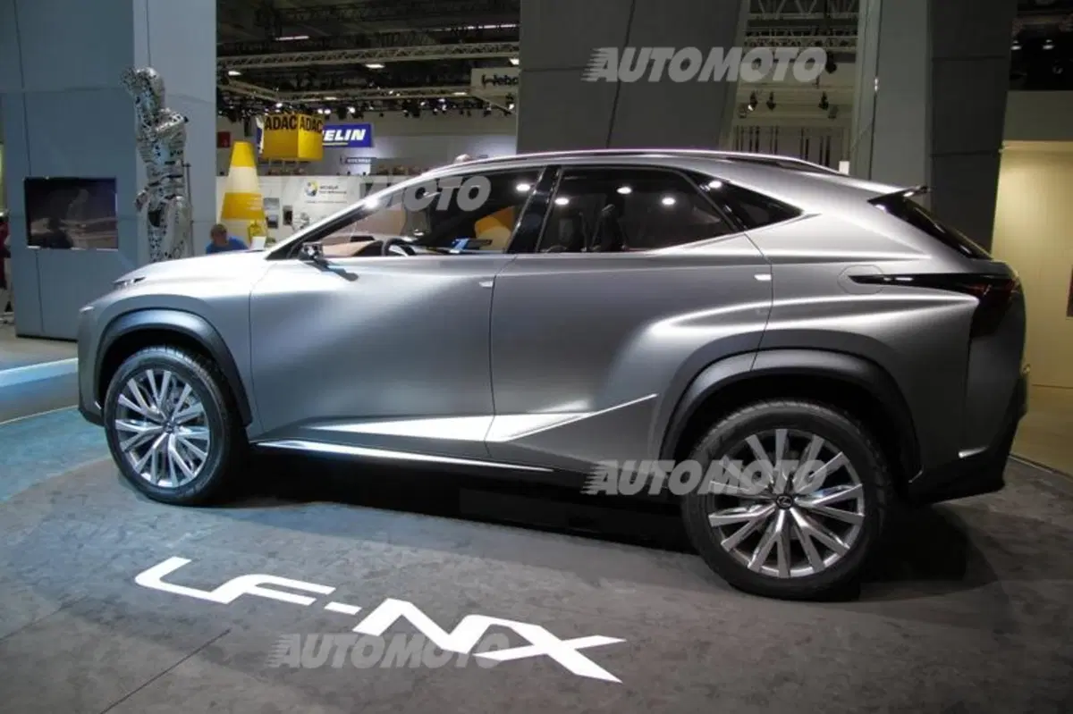 Lexus al Salone di Francoforte 2013 (3)