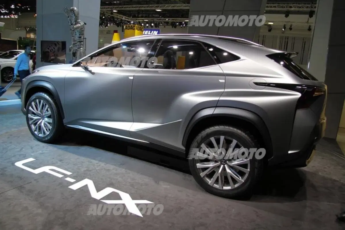 Lexus al Salone di Francoforte 2013 (6)