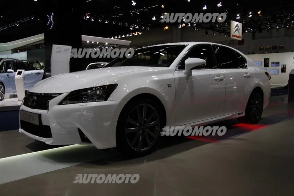 Lexus al Salone di Francoforte 2013 (12)