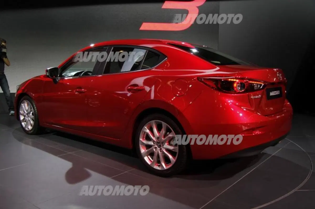 Mazda al Salone di Francoforte 2013 (4)