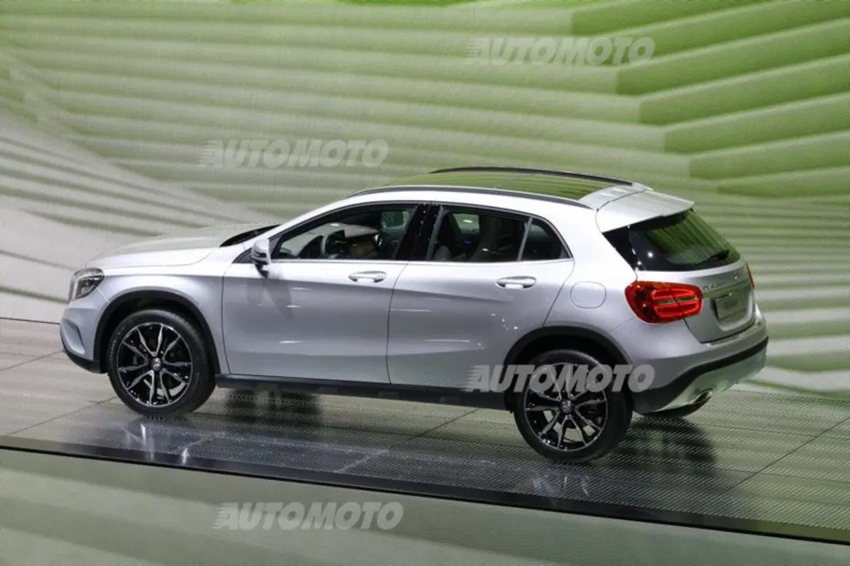 Mercedes-Benz al Salone di Francoforte 2013 (2)